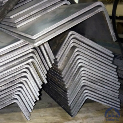 Уголок стальной неравнополочный 100х80х4 мм ст. 3сп/3пс ГОСТ 8510-93 купить в Новороссийске